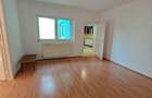 Apartament 2 camere/birou in casa
