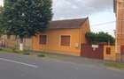 Vand casa in Parneava, teren 953 mp