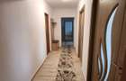 Inchiriezi apartament 3 camere - 1