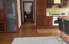 Apartament cu 3 camere, parcare si gradina de inchiriat direct proprietar
