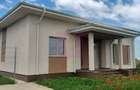 Gulia, casa noua parter 4 camere, curte 514 mp - 2