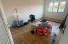 Vand apartament cu trei camere in Stei - 11
