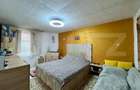 Apartament 2 camere, curte comună - zonă centrală - 1