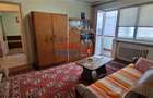Apartament cu 3 camere de vânzare la etajul 1, zona Cetate