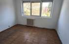 Vand apartament cu 3 camere in Govandari, Resita 69 mp, vedere spre Barzava, zona linistita