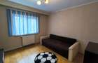 I C Bratianu  sr uri- apartament 3 camere decomandat