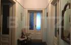 De vanzare casa , 250 mp, doua fronturi  , zona Centrala