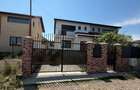 Vila|Duplex de vanzare | Balotesti | cu etaj si mansarda mobilata lux - 1