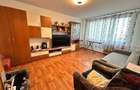 Apartament cu 4 camere decomandat în Rahova