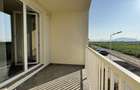 De inchiriat apartament 3 camere Sanpetru - 11