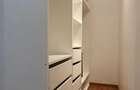 Central - Inchiriere casa, curte comuna - Str. Crinului - 1