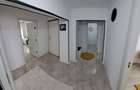 Apartament cu 4 camere , renovat - 8