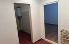Vand apartament la parter cu 2 camere, 45 mp, strada Spiru Haret