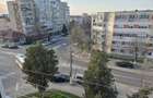 Vand apartament 2 camere decomandate in Navodari - 2
