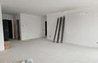 Apartament 3 camere,2 bai, bloc nou zona semicentrala