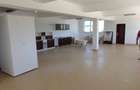 INCHIRIEZ HALA/SPA?IU/APARTAMENT