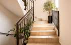 Vila distinctiva,2 intrari separate:locuire multifamiliala,activitati - 1