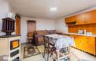 Casa cu 3 camere Zarne?ti Central - comision 0% - 12