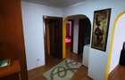 inchiriez apartament 3 camere decomandat - 6
