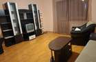 Ofer spre inchiriere apartament spatios,2 camere, 70mp, Radauti, Str Horea, Etaj 2. Centrala gaz proprie .