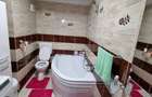 Direct proprietar. Apartament 3 camere, mobilat ?i utilat.