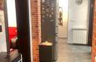 Apartament cu 3 camere , zona Crisan - 1