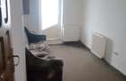Inchiriez apartament 3 camere - 3