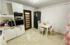 Apartament de Vanzare, 3 Camere, 81mp, 2 Parcari, Zona Selimbar.
