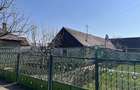 Casa cu teren generos, doua construc?ii, utilita?i ?i strada asfaltata - 2