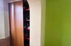 apartament 3 camere decomandat, 2 bai, 2  balcoane,centrala gaz,parcare, 99000 e