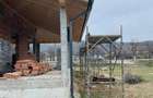 Casă cu 6 camere în Ghioroc - 9