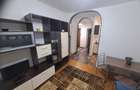 Inchiriez apartament 3 camere - 4