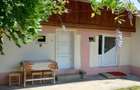 Casa Cosesti, strada principala, 60 mp, 3 camere, langa Mioveni - 1