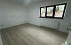 Apartament 2 camere si curte de vanzare Damaroaia - 4