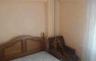 Inchiriez apartament 2 camere decomandate in G.Enescu