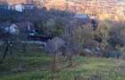 5.400 mp teren cu două construcții,  acces din 2 străzi, zonă de deal - 7