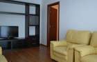 Inchiriez apartament 3 camere Titan - 2