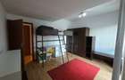 De inchiriat apartament cochet cu 3 camere, zona centrala cu parcare