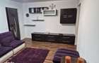 Apartament 3 camere semidecomandat de inchiriat