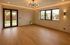 Duplex constructie noua - Izvor - 2