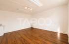 Spatiu comercial de inchiriat parter 2 camere acces din strada