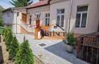 Inchiriere apartament in casa, 3 camere, zona 15 Noiembrie. - 1