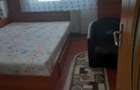 Apartament cu 3 camere semidecomandat în Central - 1
