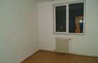 TARGU NEAMT Apartament 3 camere decomandate - 76 mp - etaj 4 - 3