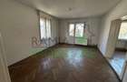 Casa cu 2 apartamente si teren generos-zona centrala, potent - 13