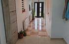 Casa 2 camere cu centrala gaz si teren 300 mp zona Primarie si Scoala - 1