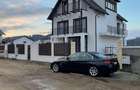 Vila conceputa pentru 3 familii Sanpetru spre Harman - 1
