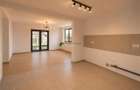 Casa noua, singur in curte - Izvor - 8