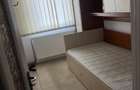 Inchiriez apartament 3 camere - 6