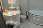 Apartament cu 3 camere semidecomandat în Basarab